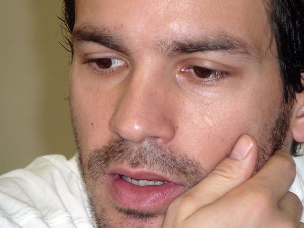 Santiago Cabrera es Camilo