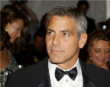 Hollywood toma previsiones ante amenaza de huelga