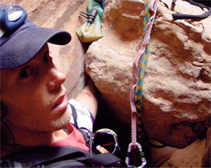 Aron Ralston, una autorretrato, atrapado